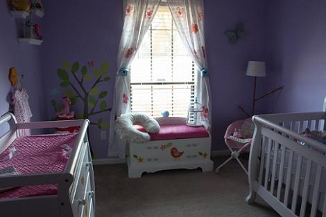 Dormitorio bebé lila