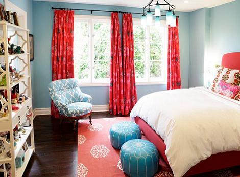 dormitorio-azul-rojo Dormitorio azul y rojo